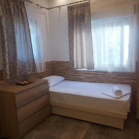 Fernando Gasthof Ofrínion