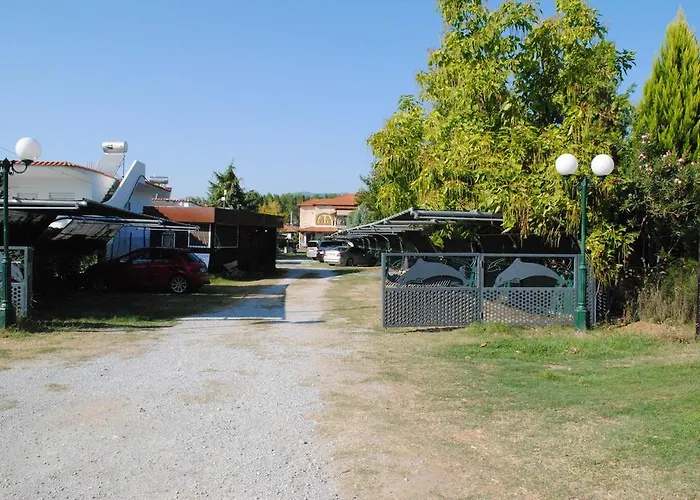 Fernando Guest house Ofrinion